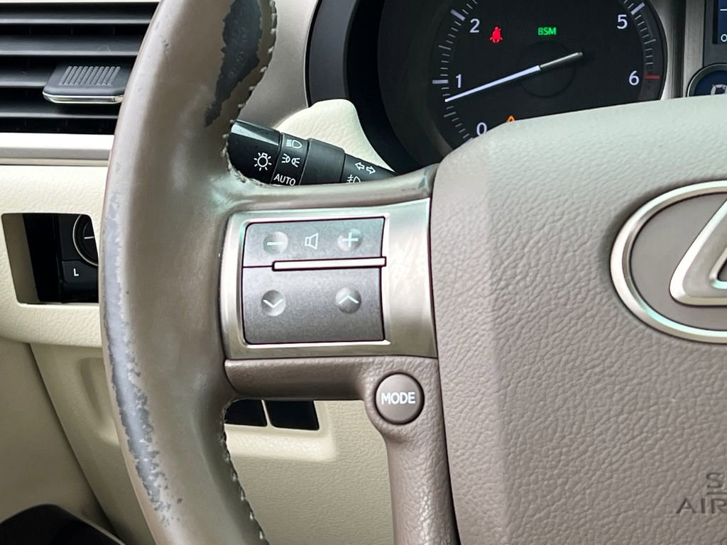 Used 2019 Lexus GX 460 Premium w/ Premium Package image 20