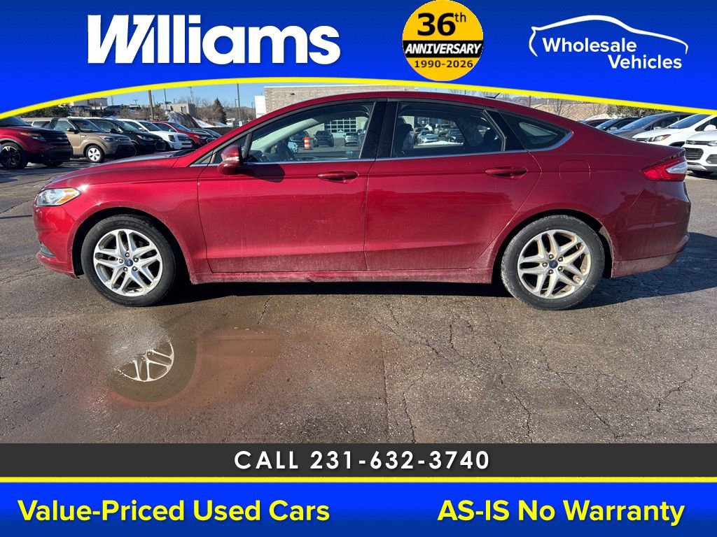 Used 2013 Ford Fusion SE image 2