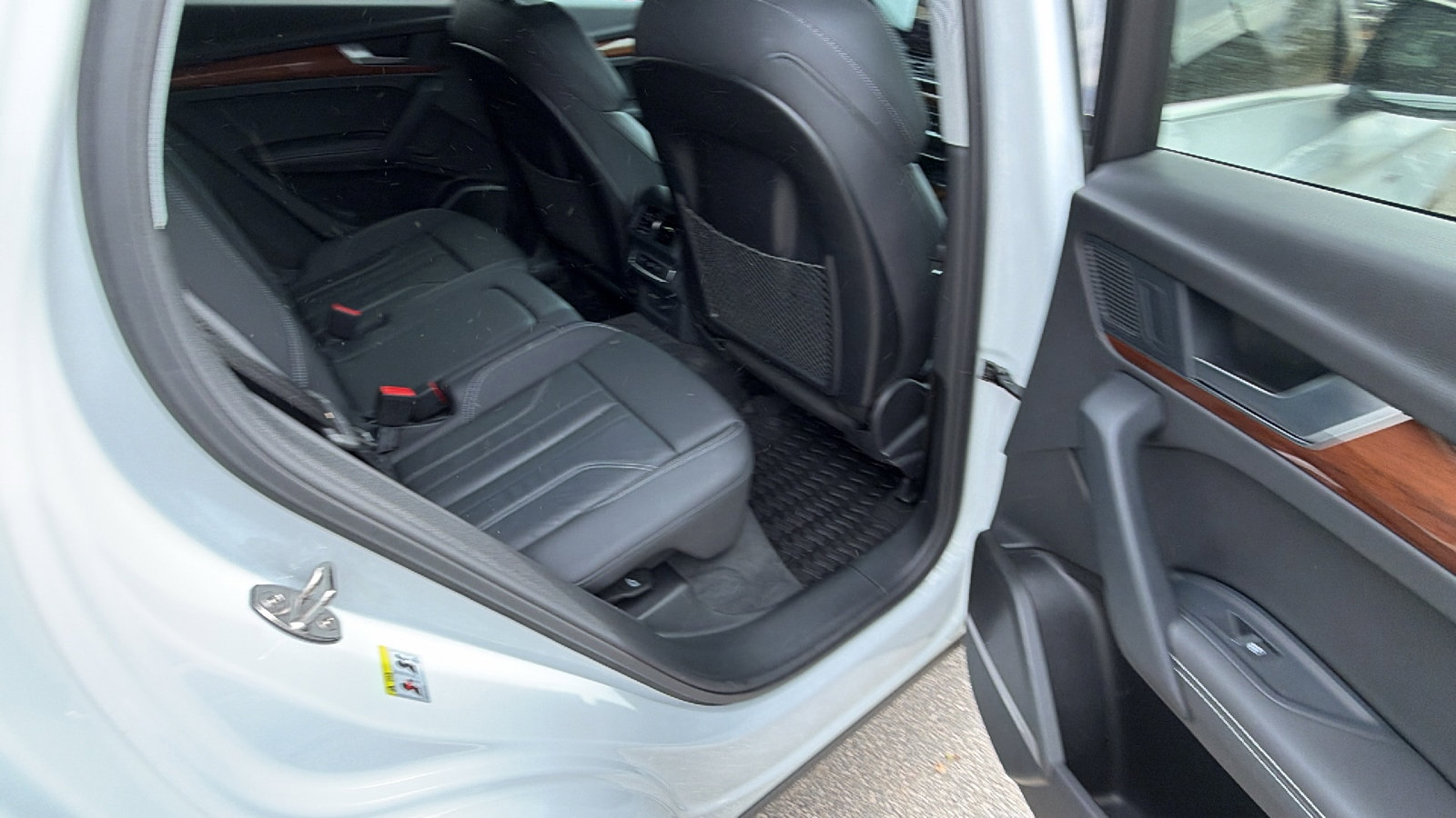 Used 2024 Audi Q5 e Premium Plus w/ Premium Plus Package image 22