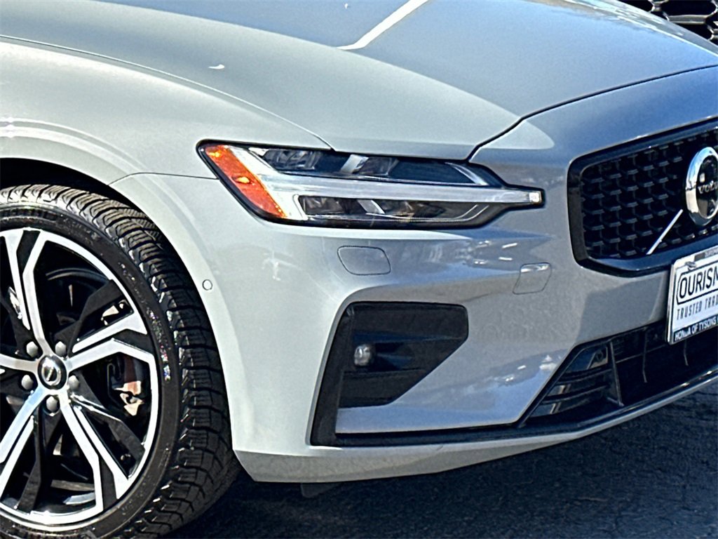 Used 2024 Volvo S60 B5 Ultimate w/ Climate Package image 5