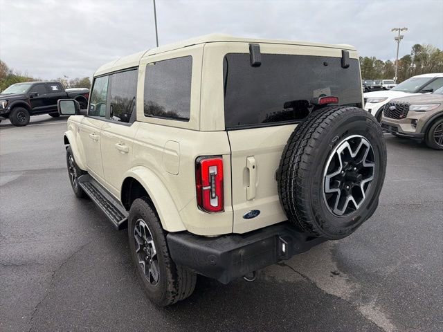 Used 2025 Ford Bronco Outer Banks image 4