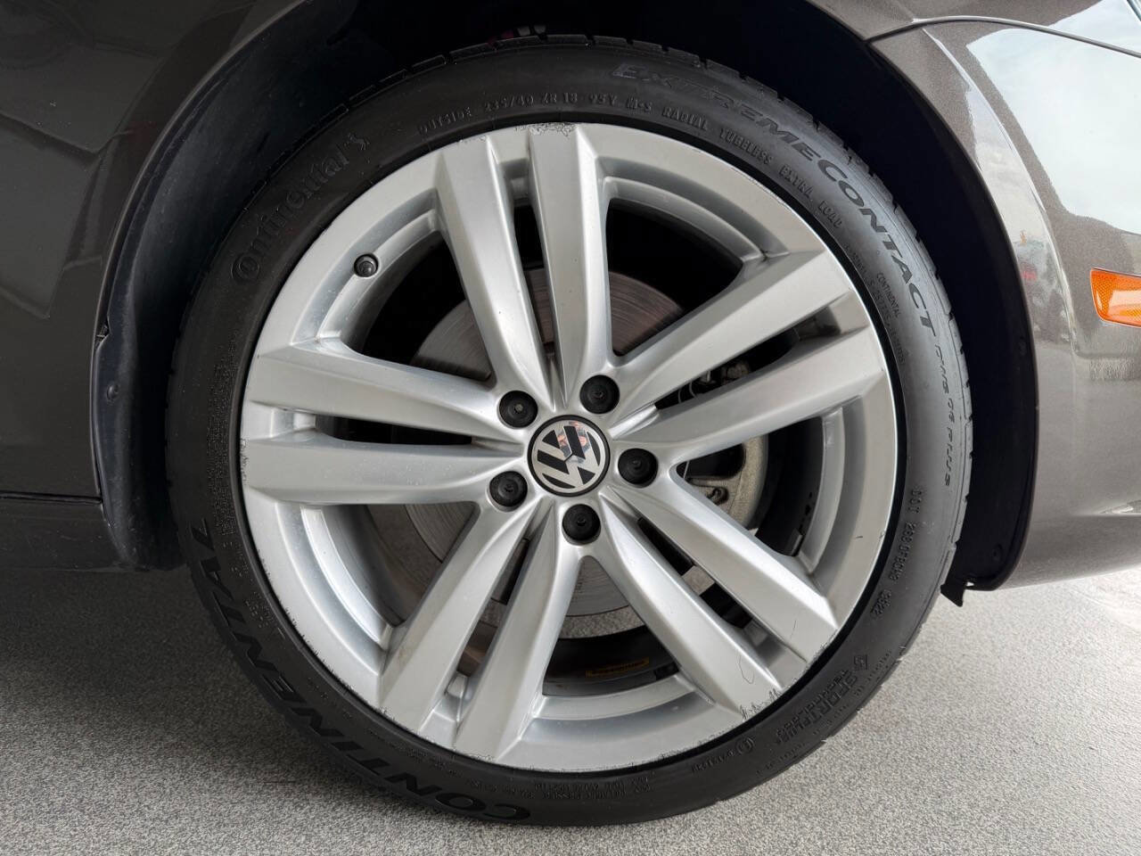 Used 2012 Volkswagen Eos Lux image 29