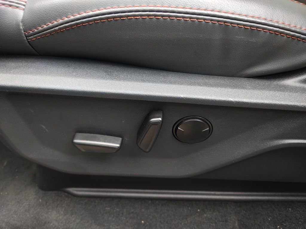 Used 2025 Ford Expedition Max Active RWD image 11