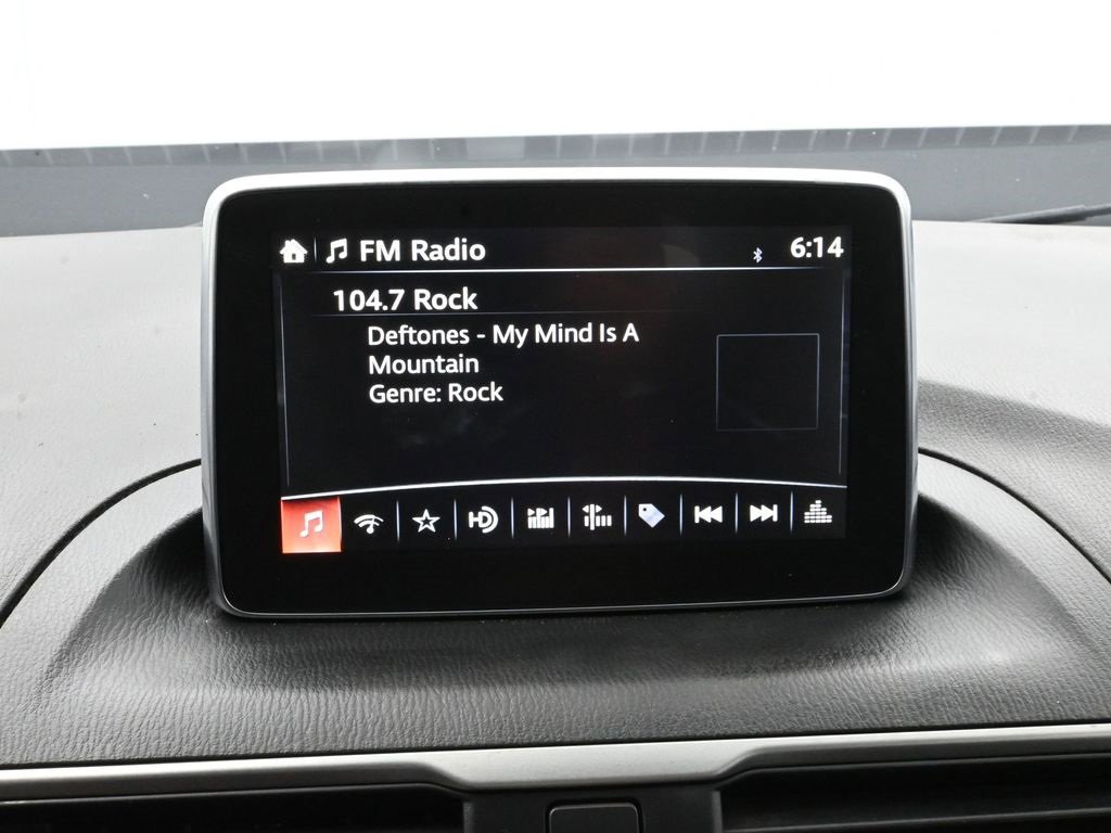 Used 2016 MAZDA MAZDA3 i Touring w/ Popular Equipment Package image 23