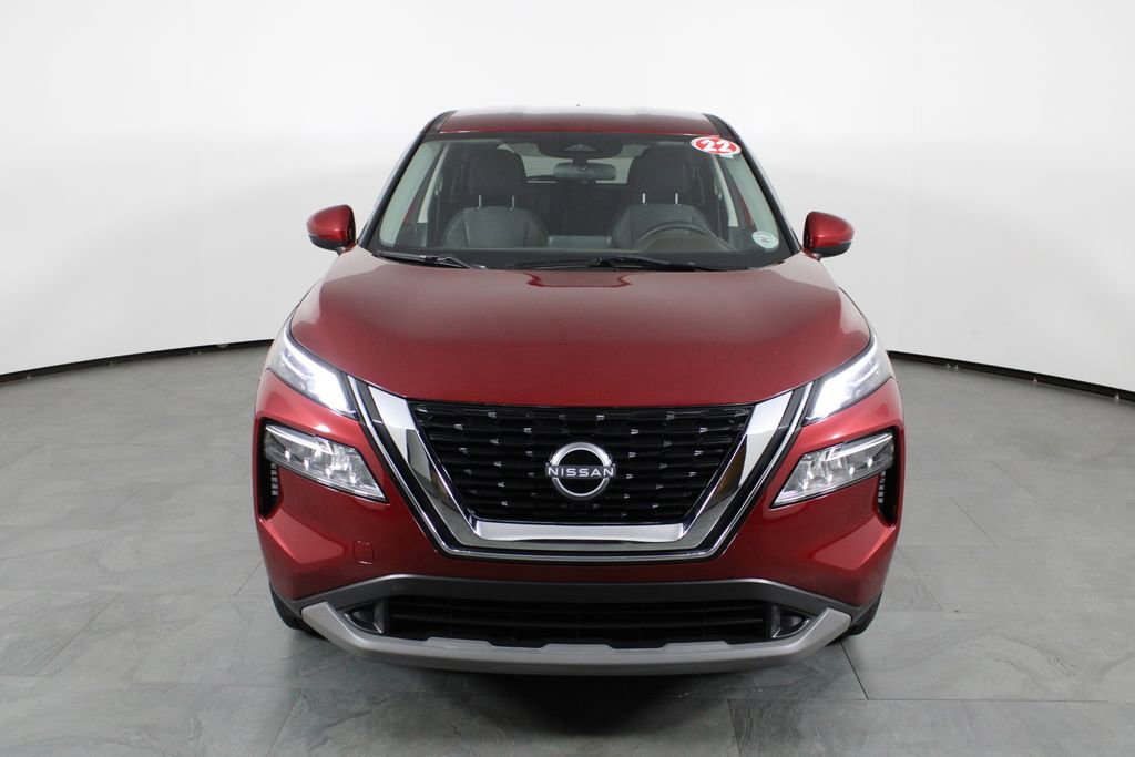 Certified 2022 Nissan Rogue SV FWD image 14