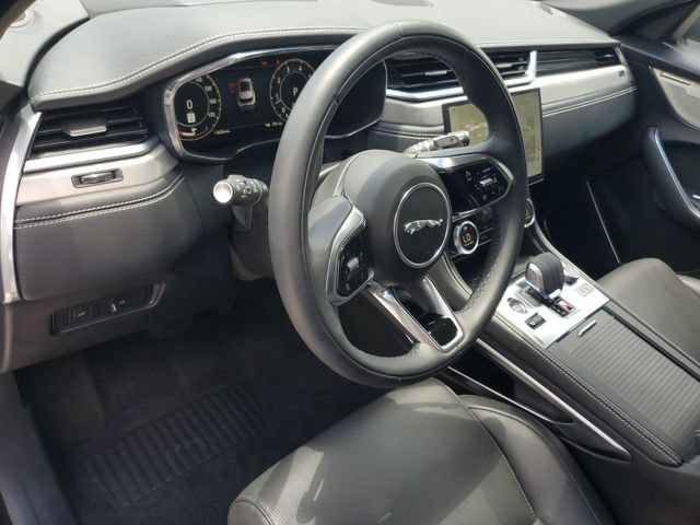 Certified 2026 Jaguar F-PACE R-Dynamic S AWD/4WD image 18