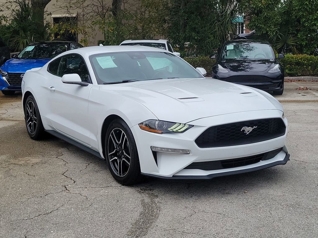 Used 2022 Ford Mustang Premium RWD image 8