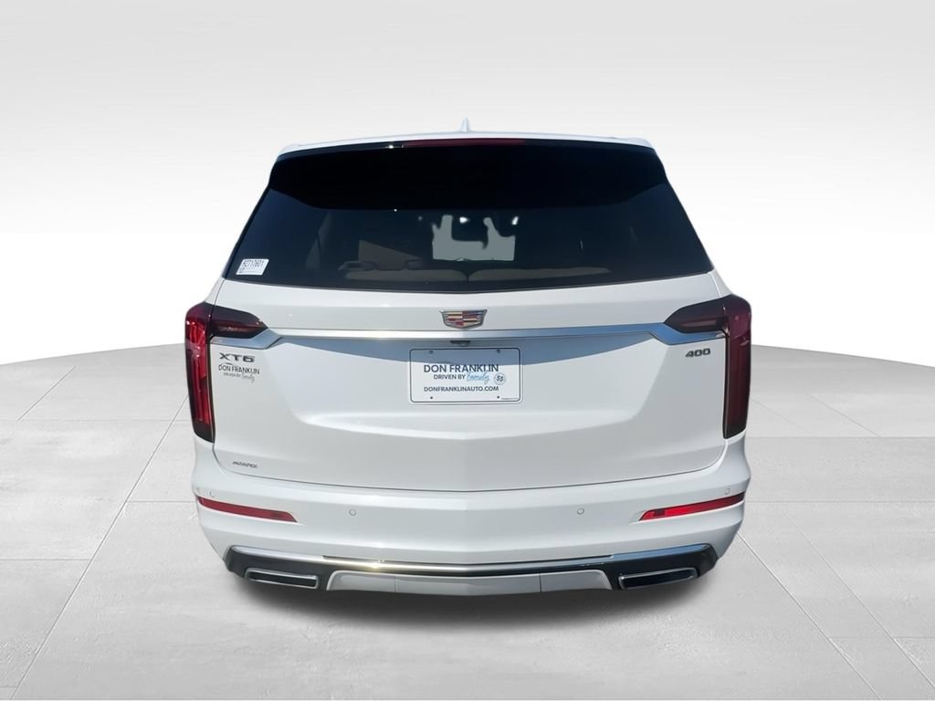 Used 2024 Cadillac XT6 Premium Luxury w/ Technology Package AWD/4WD image 7