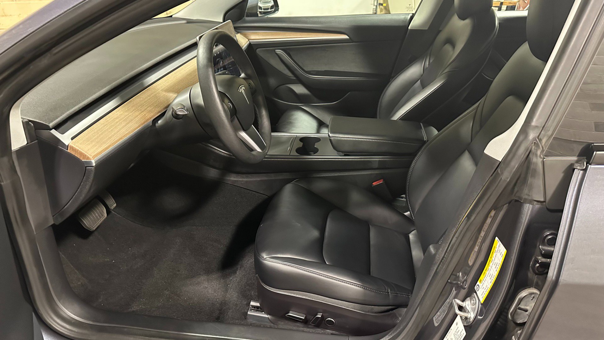 Used 2019 Tesla Model 3 Long Range image 24