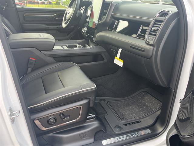 New 2025 RAM 1500 Limited image 22
