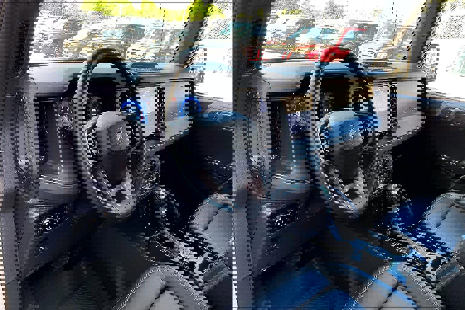 Used 2025 Ford Bronco Badlands image 18