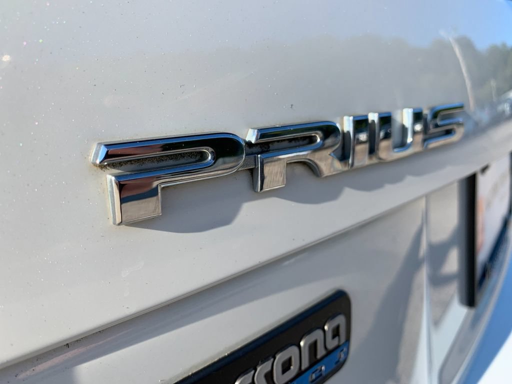 Used 2015 Toyota Prius Persona Series FWD image 36