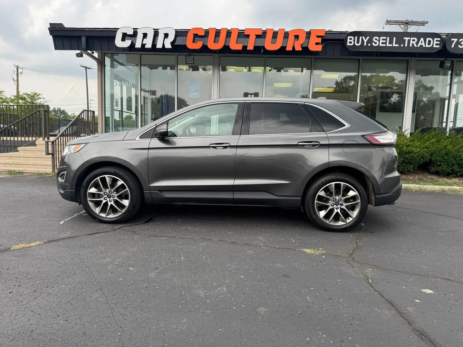 Used 2016 Ford Edge Titanium w/ Equipment Group 302A AWD/4WD image 7