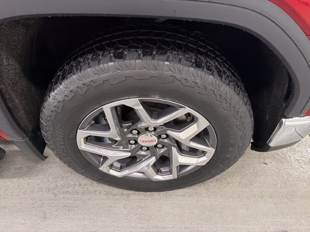 Used 2023 GMC Sierra 1500 SLT w/ X31 Off-Road Package AWD/4WD image 4