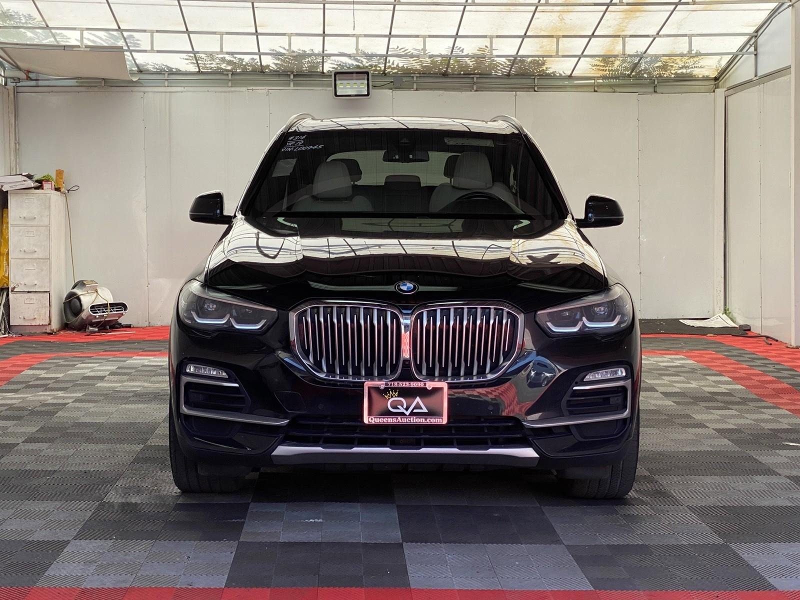Used 2019 BMW X5 xDrive40i w/ Convenience Package image 2