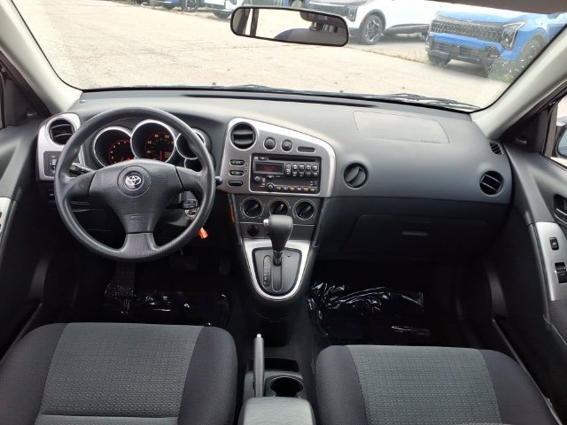 Used 2004 Toyota Matrix FWD image 13