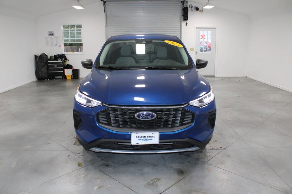 Used 2023 Ford Escape Active image 3