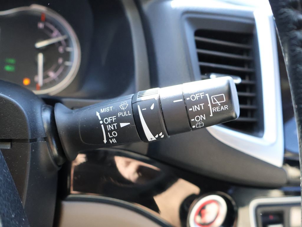 Used 2018 Honda Pilot Touring image 41