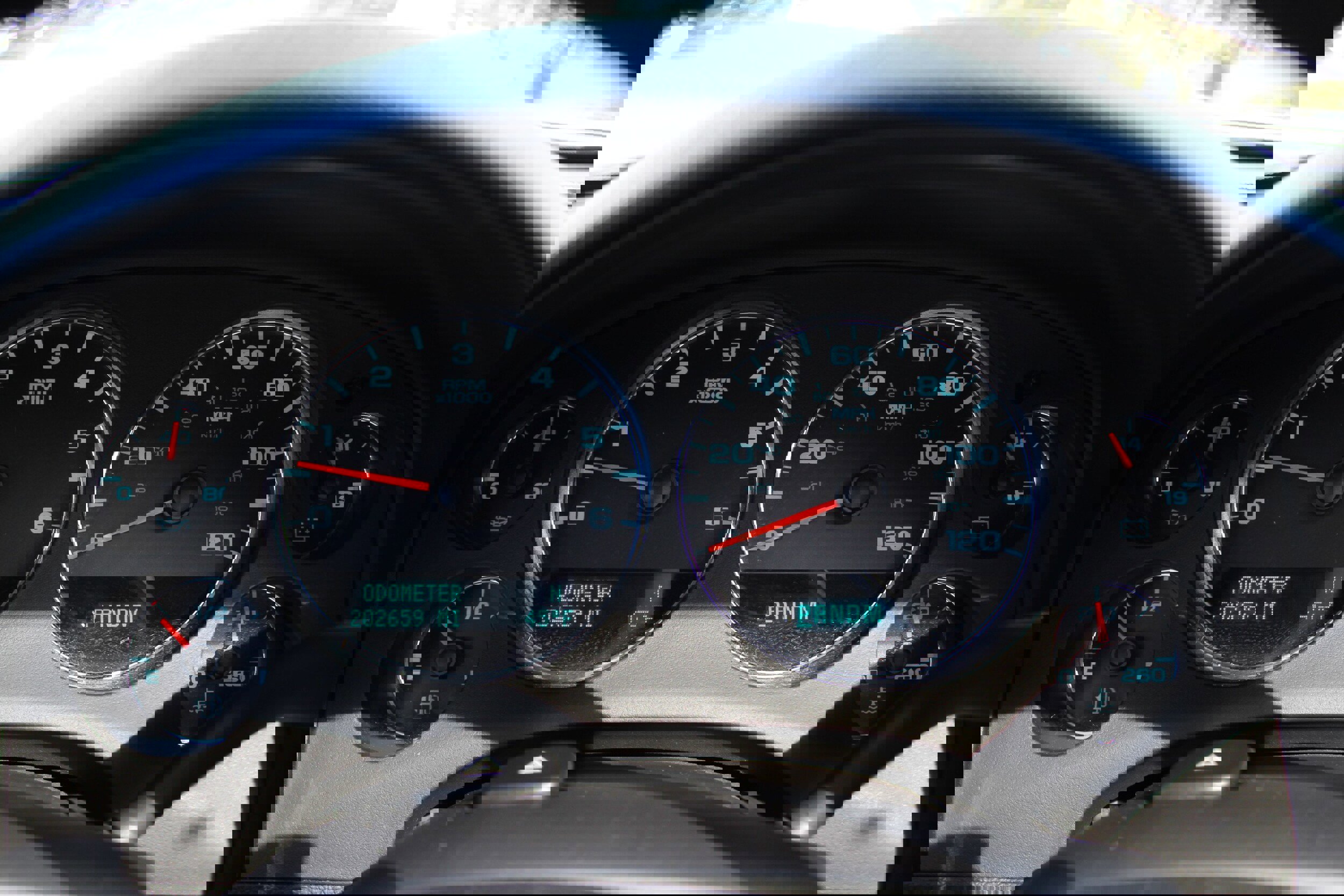 Used 2010 GMC Sierra 1500 Denali image 28