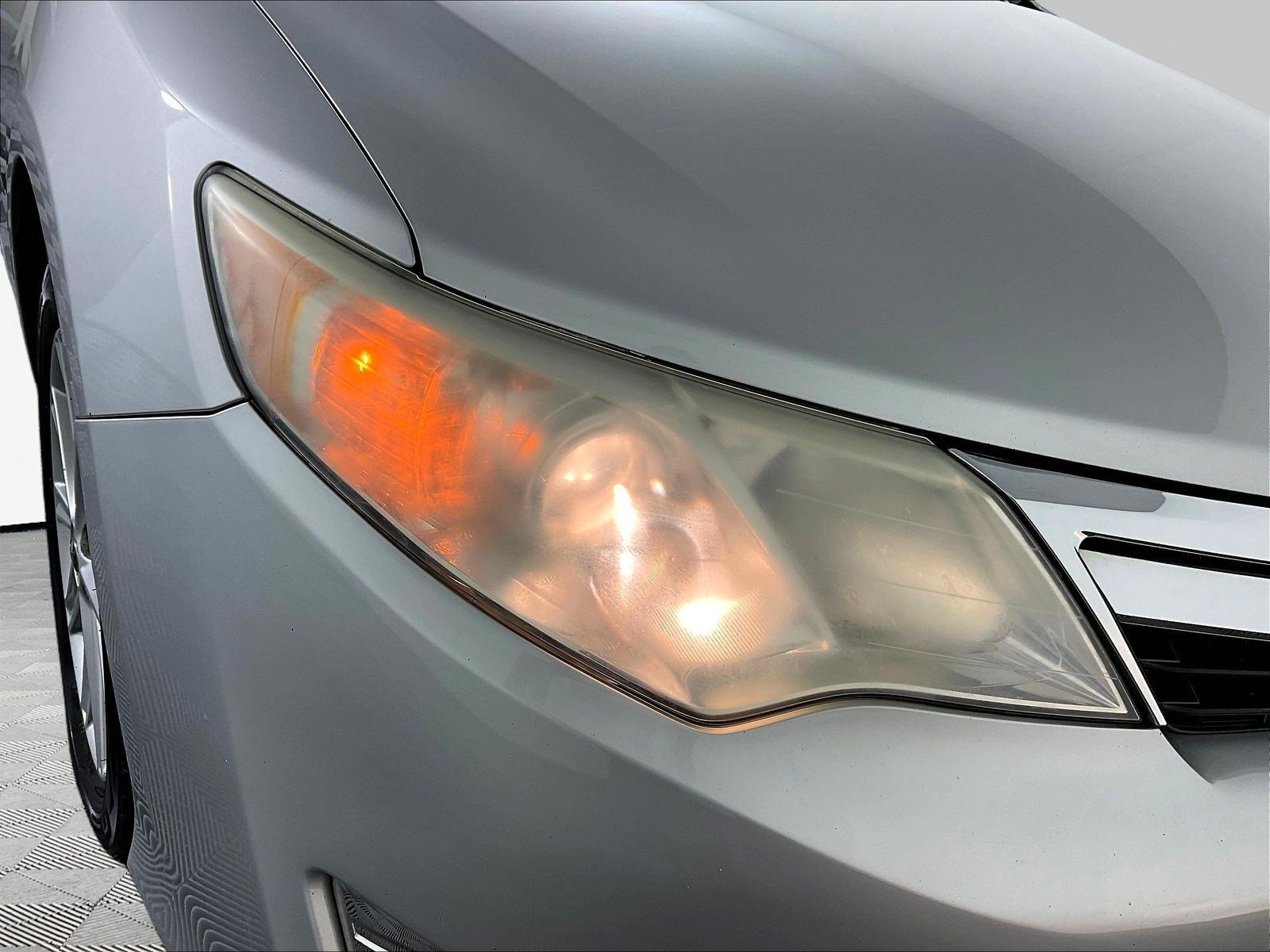 Used 2014 Toyota Camry XLE FWD image 32