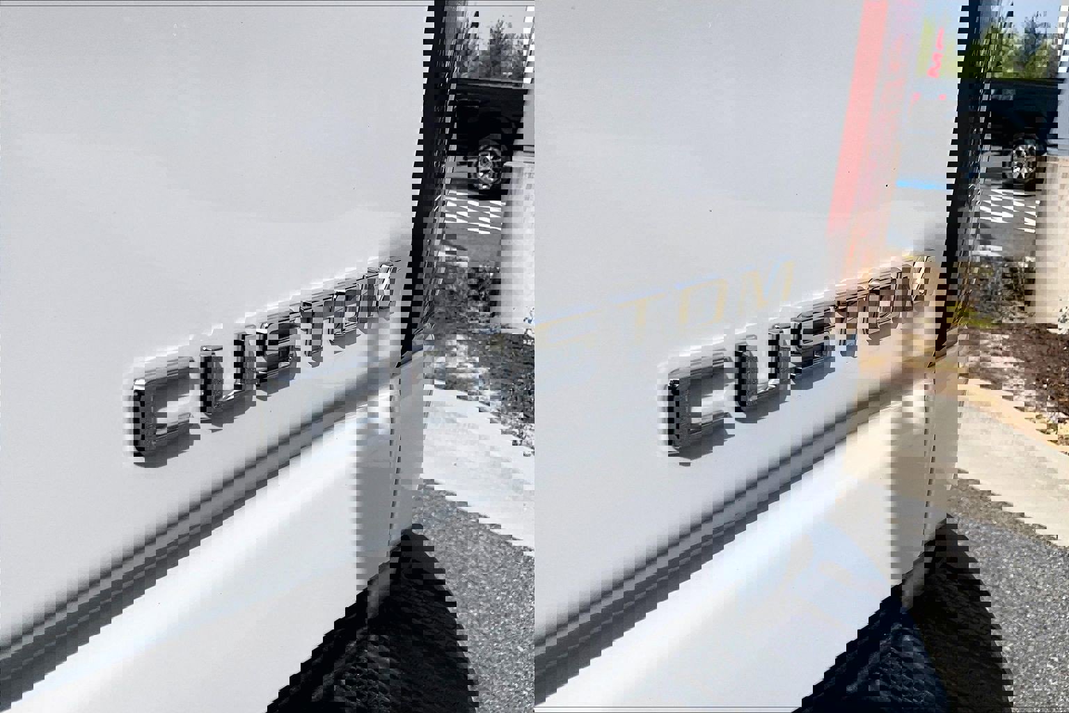 Used 2025 Chevrolet Silverado 2500 Custom w/ Custom Value Package image 8