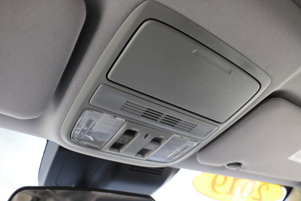 Used 2019 Honda CR-V EX image 18