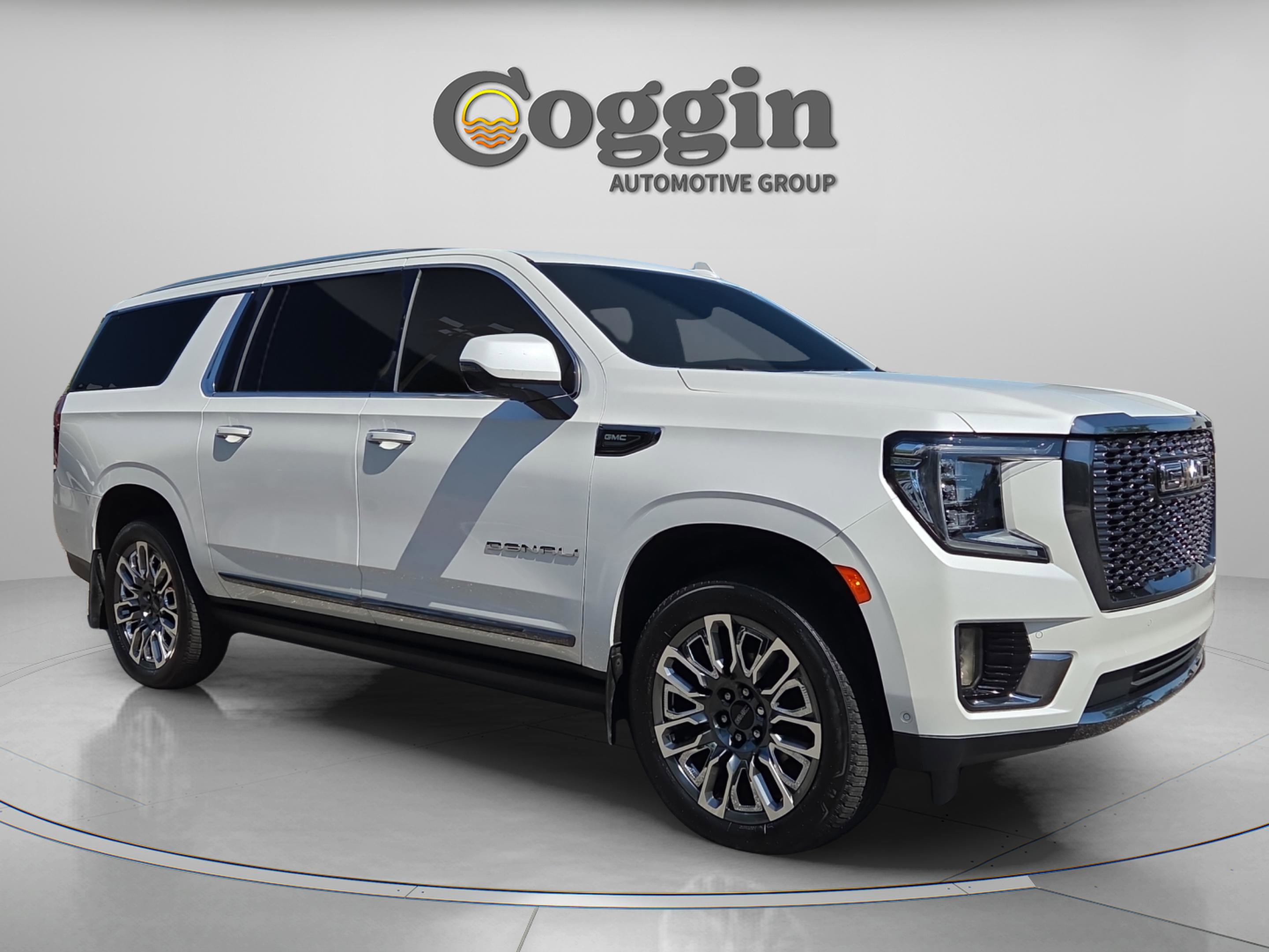 Certified 2023 GMC Yukon XL Denali Ultimate w/ LPO, Floor Liner Package AWD/4WD image 7