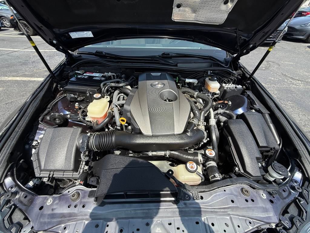 Used 2019 Lexus IS 300 w/ Premium Package RWD image 12