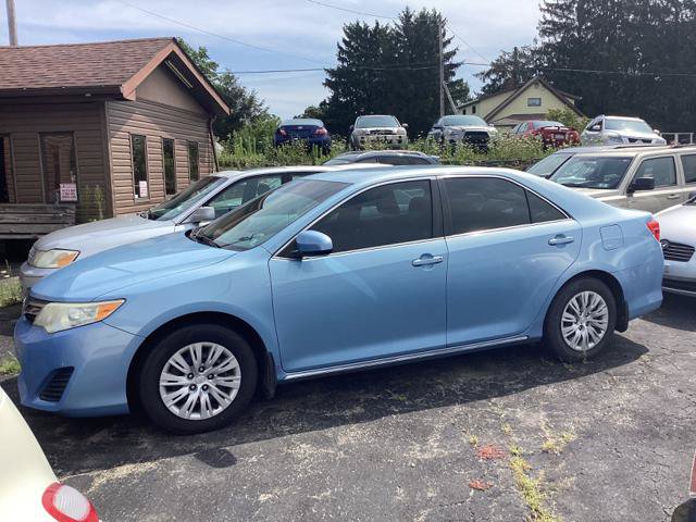 Used 2013 Toyota Camry LE FWD image 5