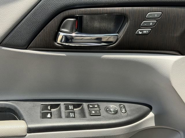 Used 2014 Honda Accord EX-L image 23