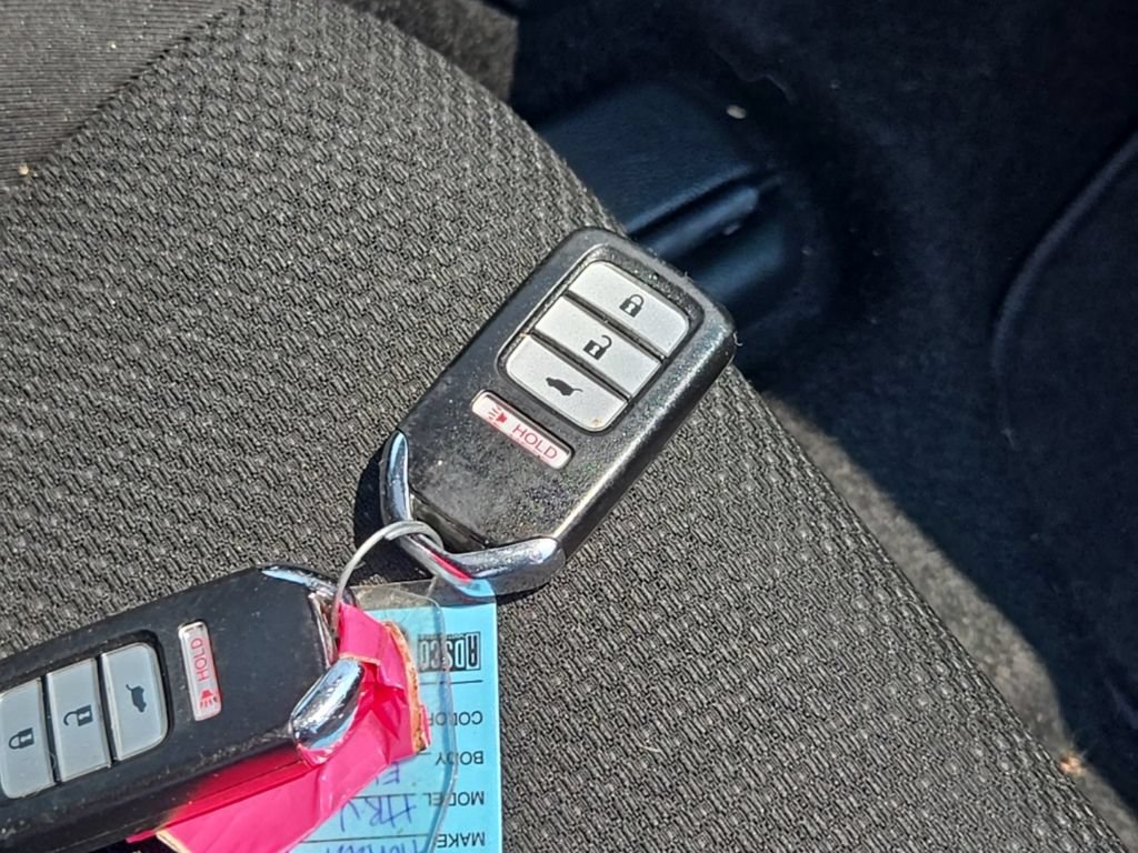 Used 2016 Honda HR-V EX image 40