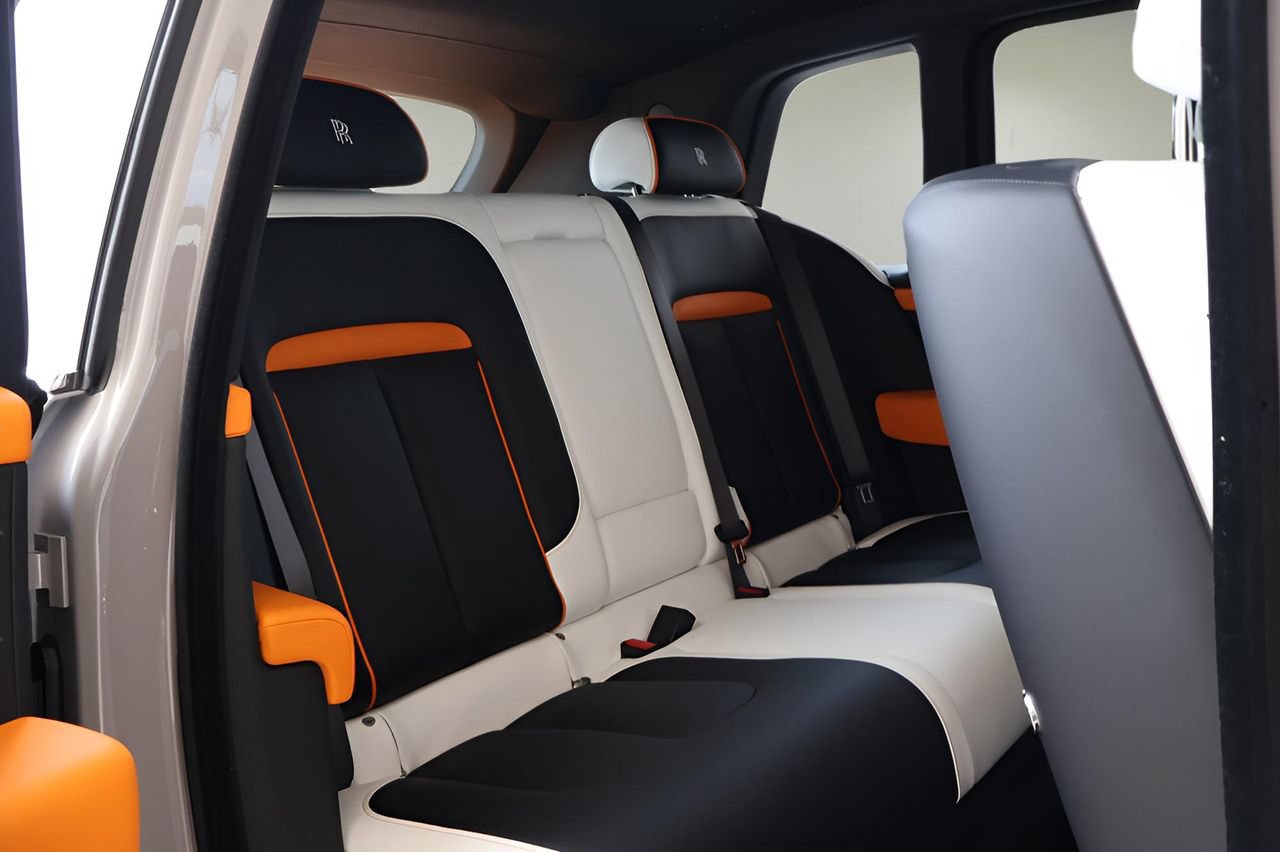 New 2026 Rolls-Royce Cullinan AWD/4WD image 23