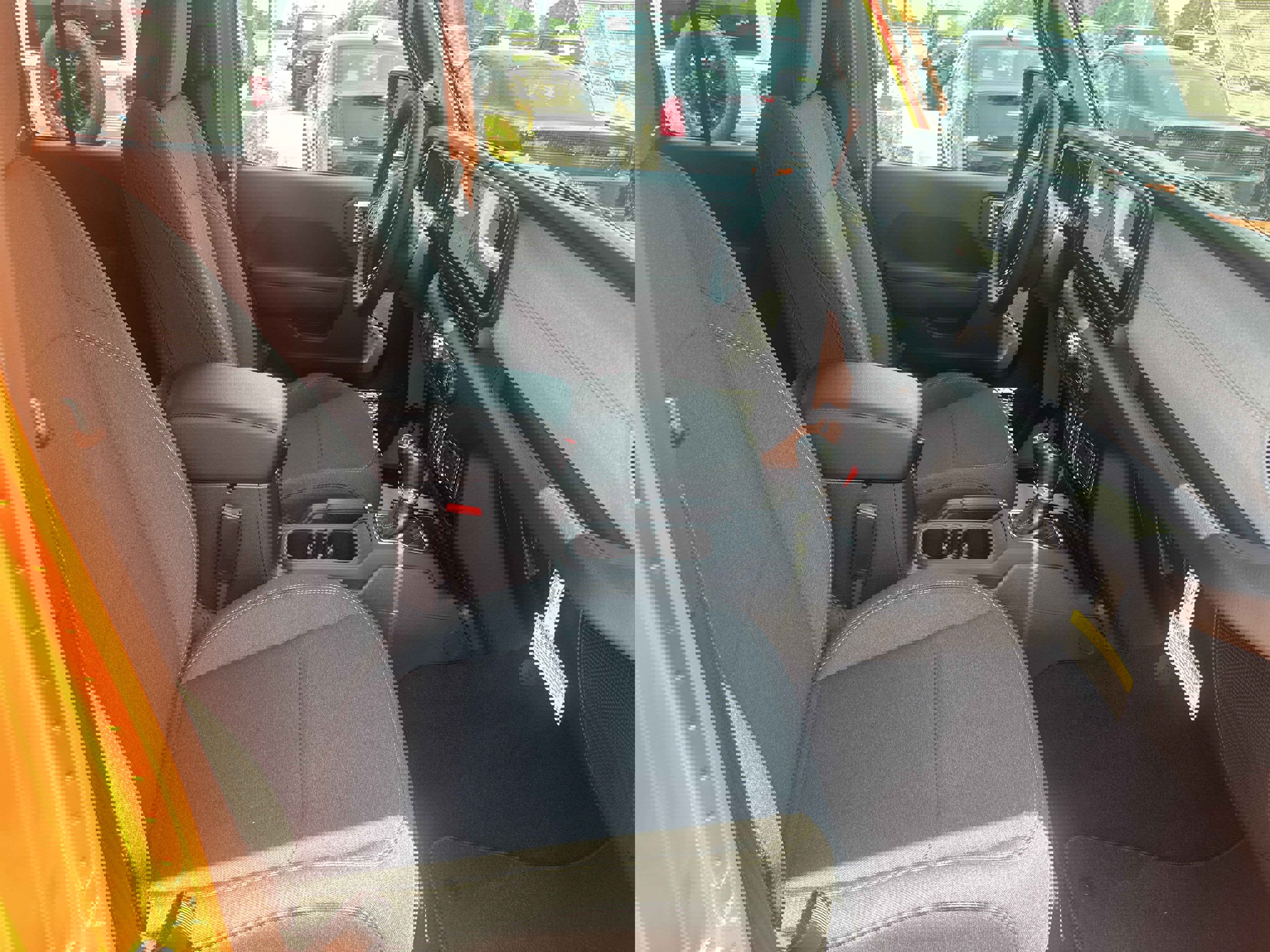 New 2025 Jeep Gladiator Sport image 29