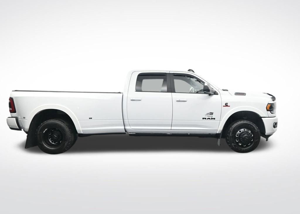 Used 2022 RAM 3500 Limited w/ Max Tow Package image 4