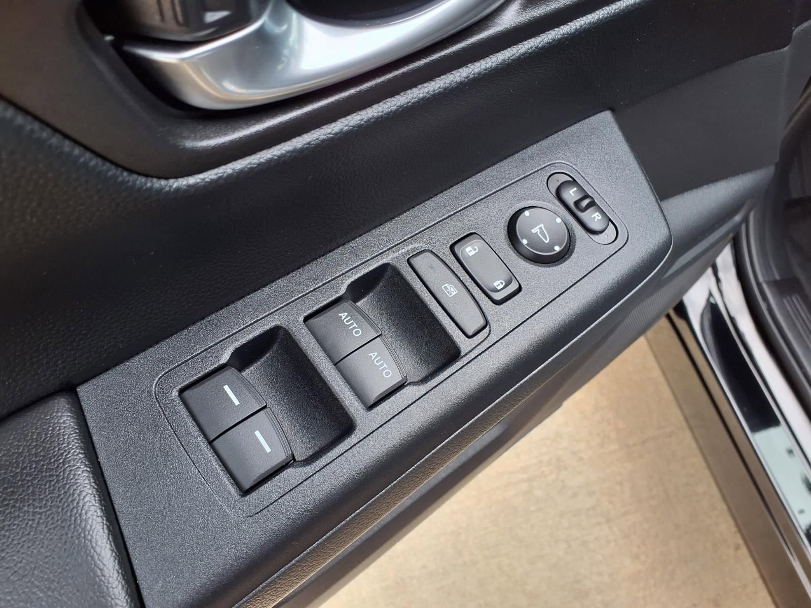 Used 2025 Honda CR-V Sport image 23