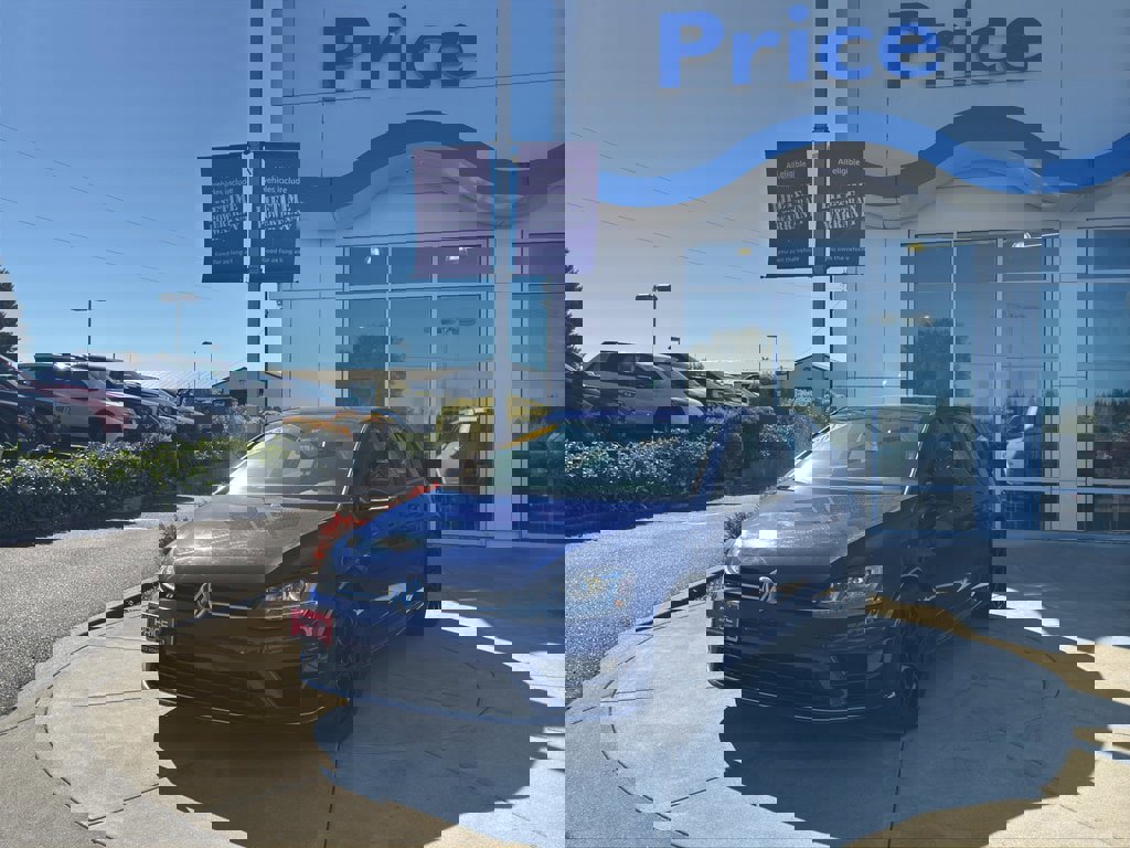 Used 2015 Volkswagen Golf R 4-Door