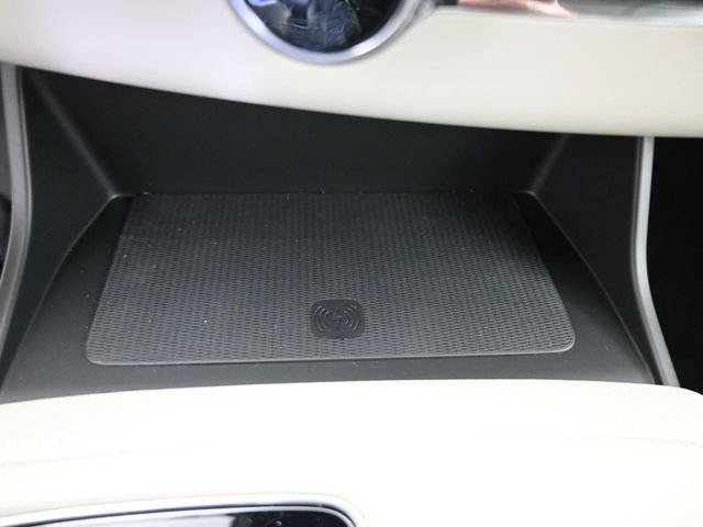 New 2026 Volvo XC90 B6 Ultra w/ Protection Package image 11