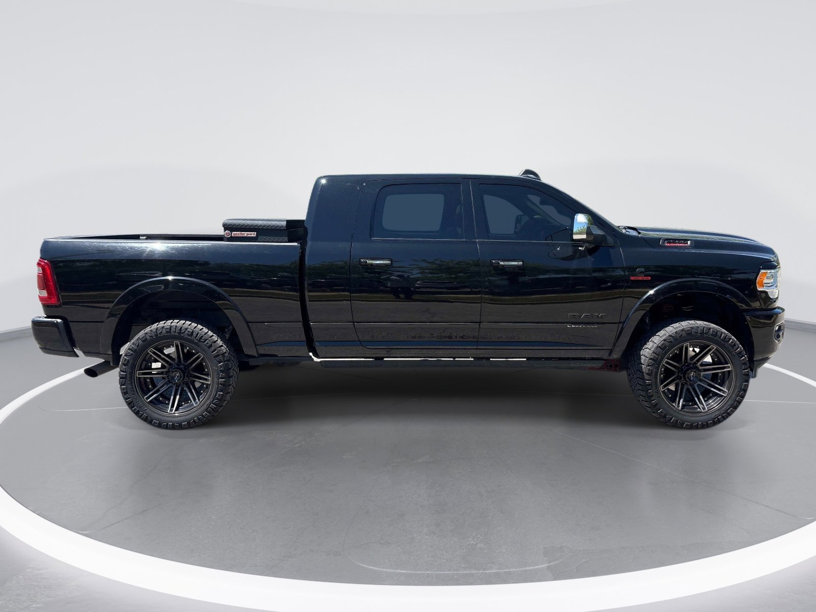 Used 2020 RAM 2500 Limited image 9