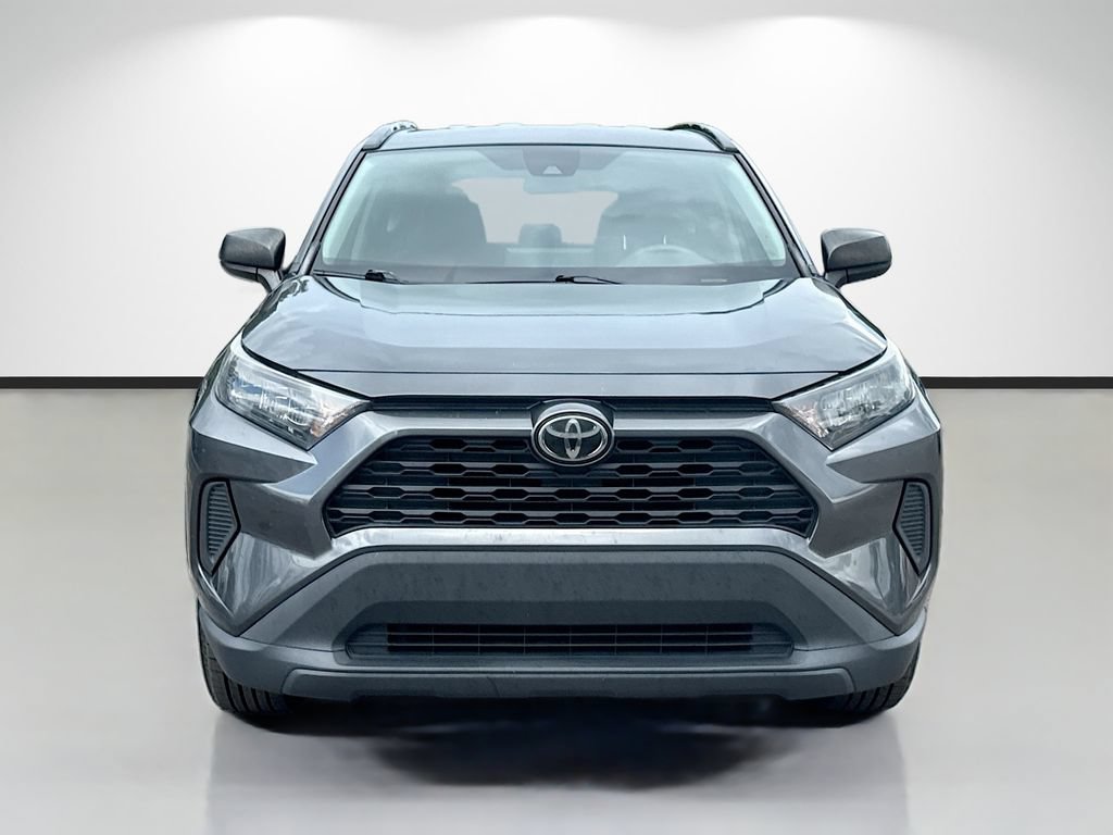 Used 2020 Toyota RAV4 LE FWD image 8