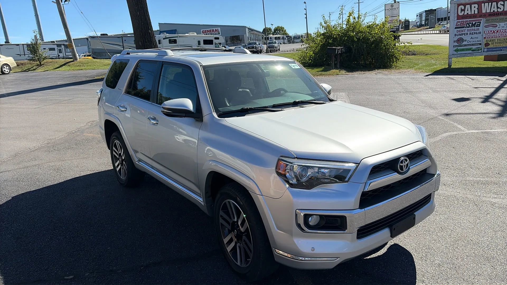 Used 2014 Toyota 4Runner Limited image 22