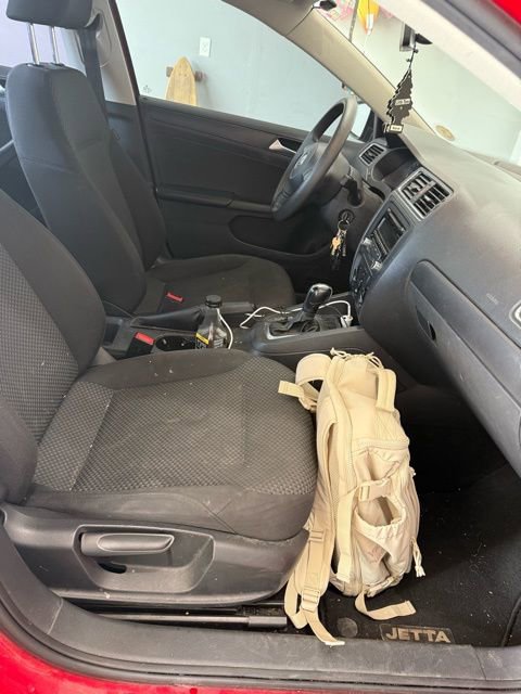 Used 2013 Volkswagen Jetta S image 9