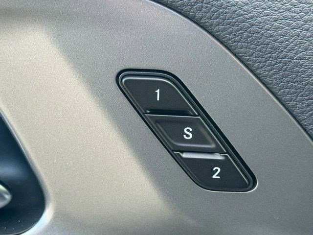 New 2026 Chrysler Pacifica Select image 11