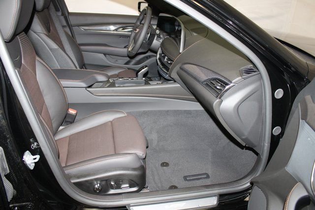 Used 2025 Cadillac CT5 V w/ Technology Package AWD/4WD image 14