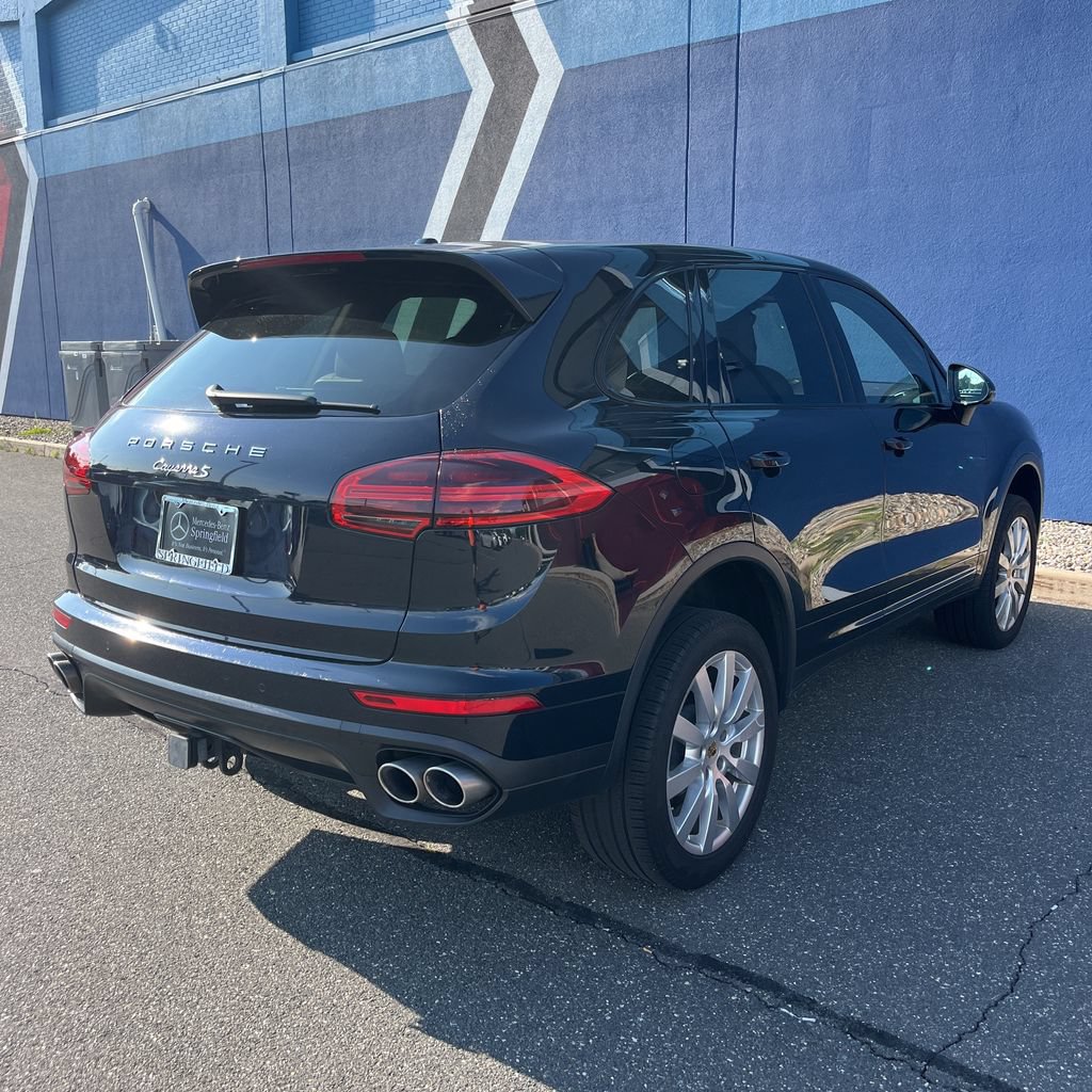 Used 2017 Porsche Cayenne S AWD/4WD image 5