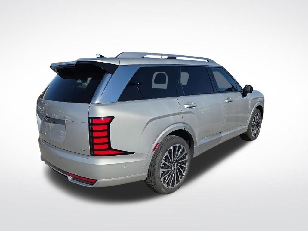 Used 2026 Hyundai Palisade Calligraphy image 3