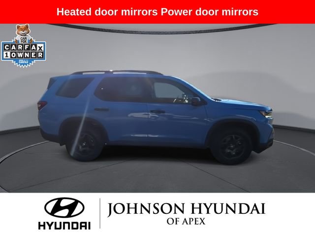 Used 2025 Honda Pilot TrailSport image 10