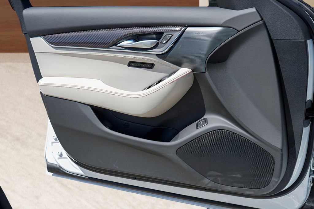 New 2026 Cadillac CT5 V w/ Technology Package image 17