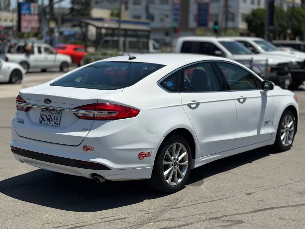 Used 2018 Ford Fusion Energi SE FWD image 19