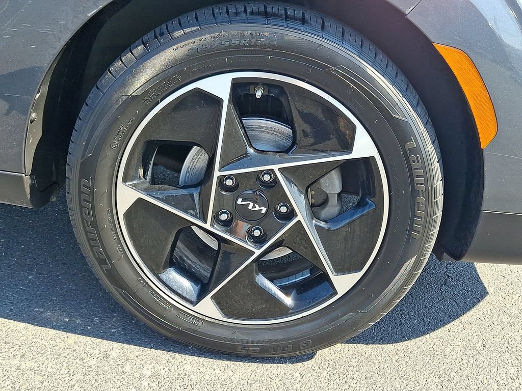 Certified 2023 Kia Soul EX FWD image 8