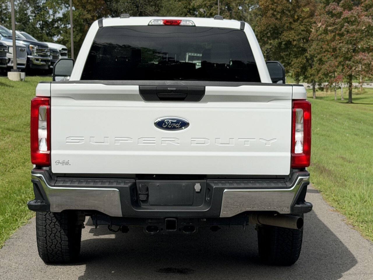 Used 2024 Ford F250 XLT AWD/4WD image 4
